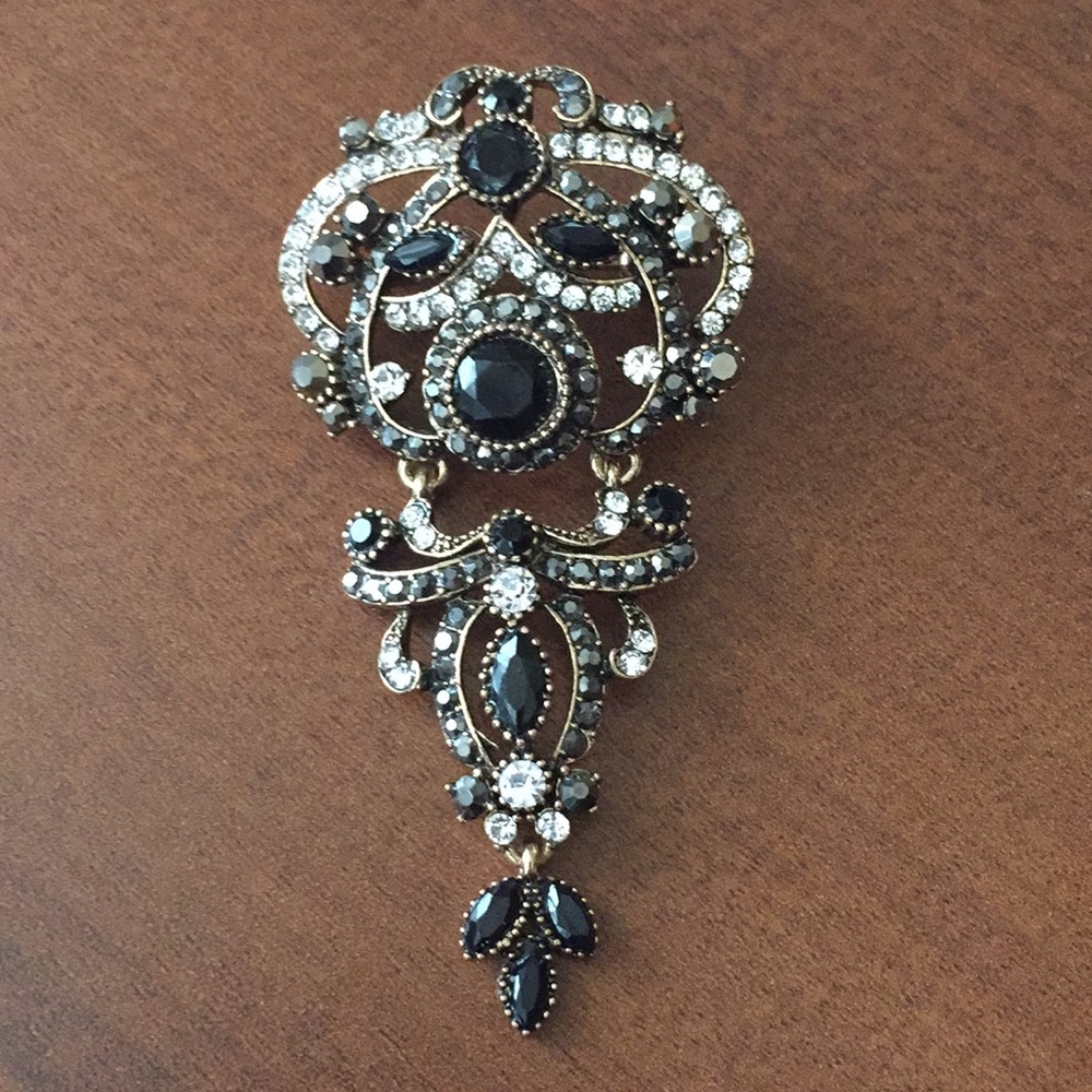 Elegant Black and Silver Brooch